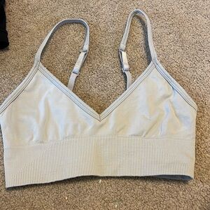 Lululemon Ebb To Street Bra II
Fawn size 6